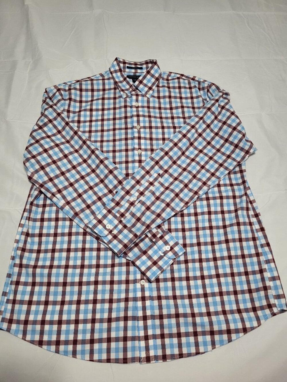 Lands’ End No Iron Twill Long Sleeve Shirt – Size Large Tall (LT)